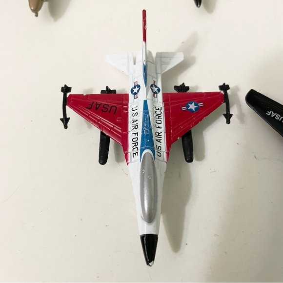 Lot of 6 Aircrafts F-117A Stealth Fighter F-16 Fighter Jet - Picture 3 of 14